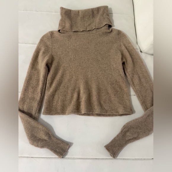Reformation Cashmere Luis cropped Cozy Tan Turtleneck Sweater XS - Picture 10 of 10